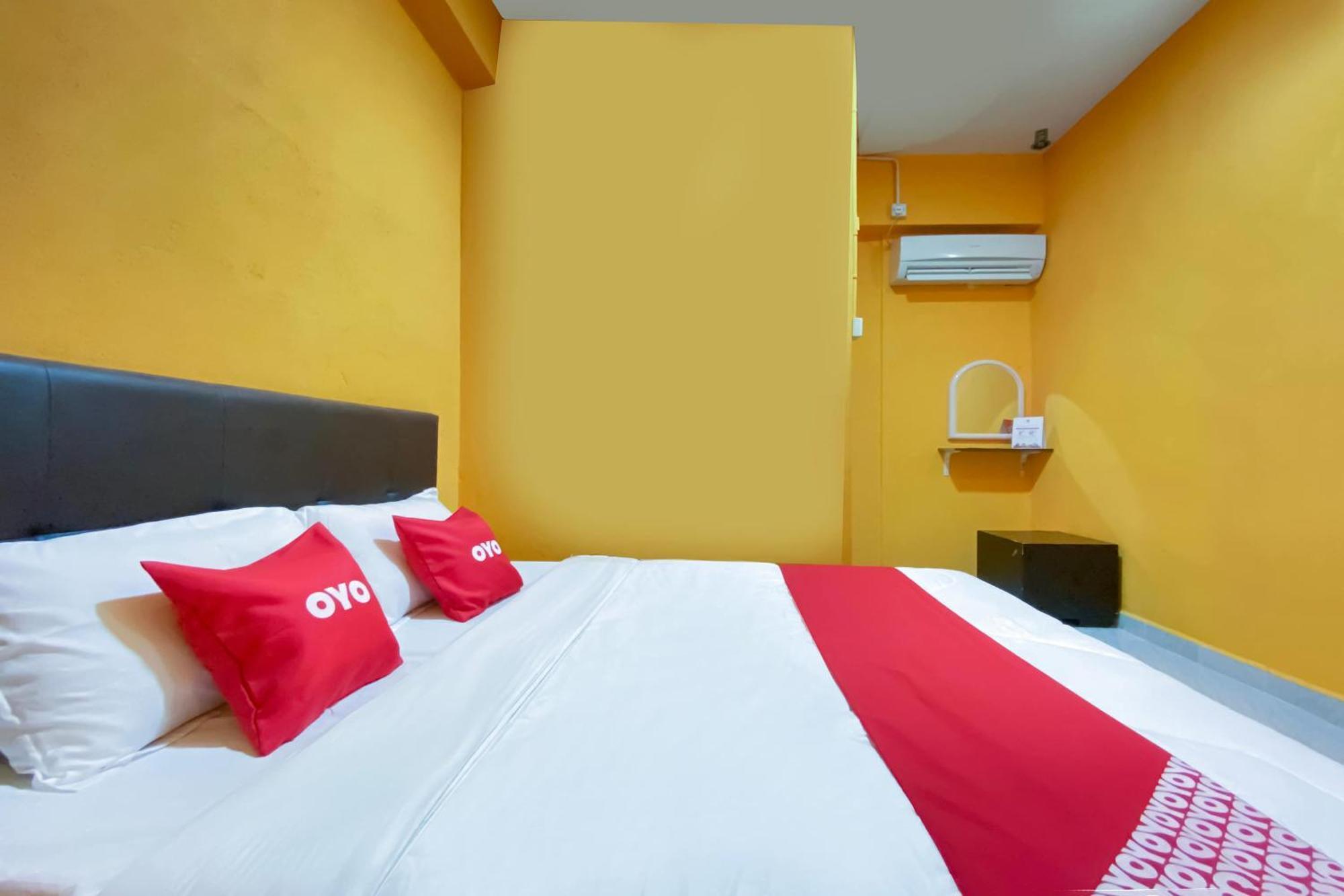 Coop Hotel Kangar Exterior foto
