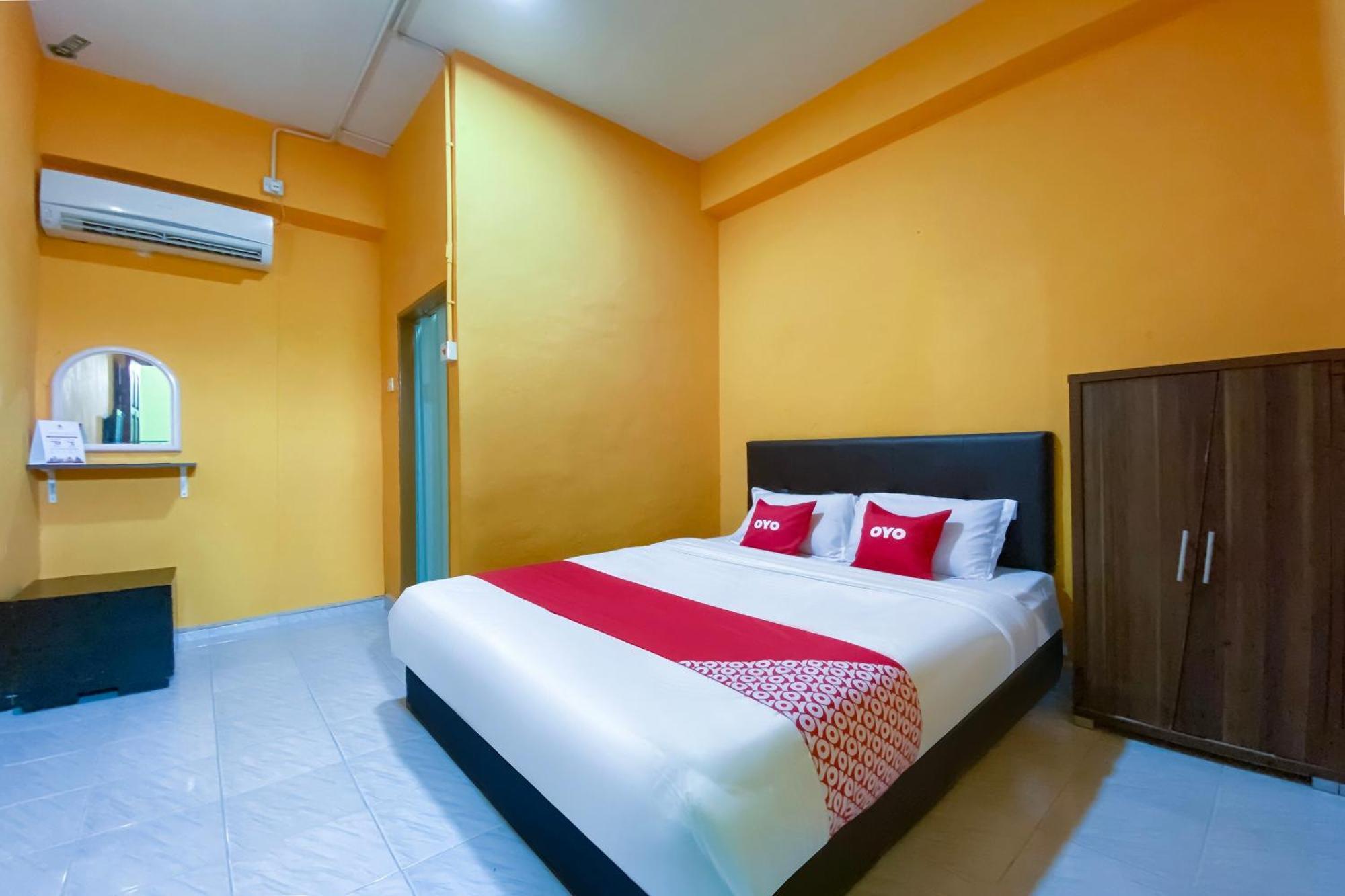 Coop Hotel Kangar Exterior foto