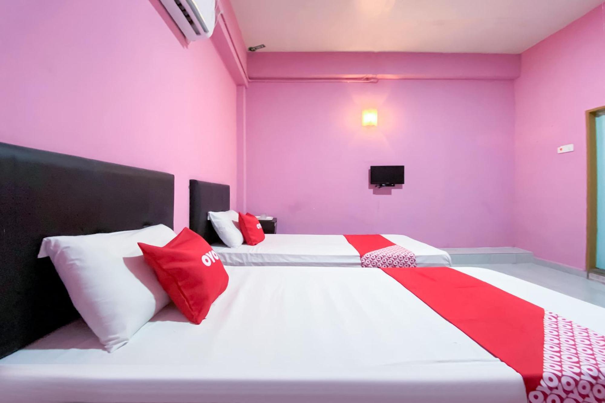 Coop Hotel Kangar Exterior foto
