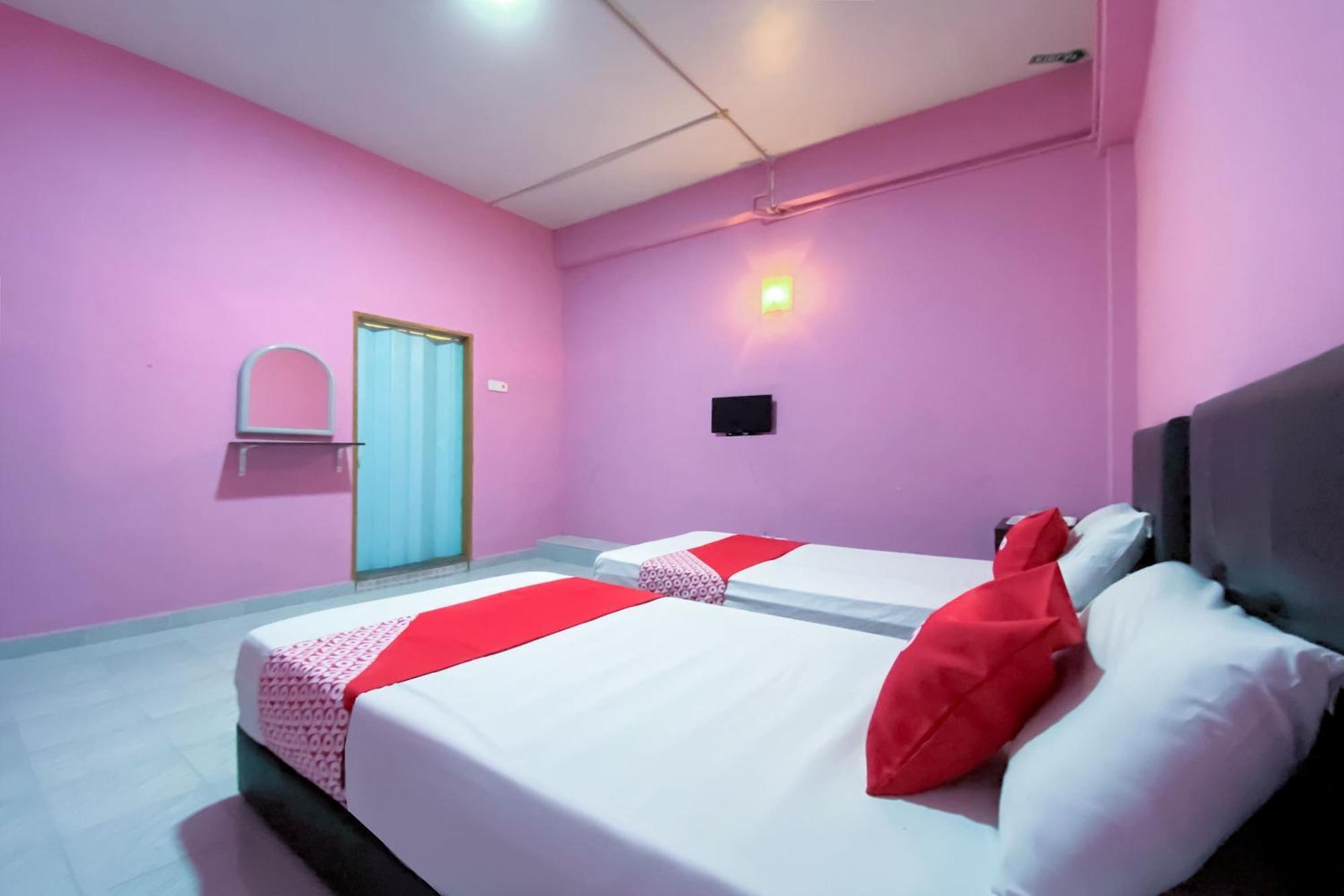 Coop Hotel Kangar Exterior foto