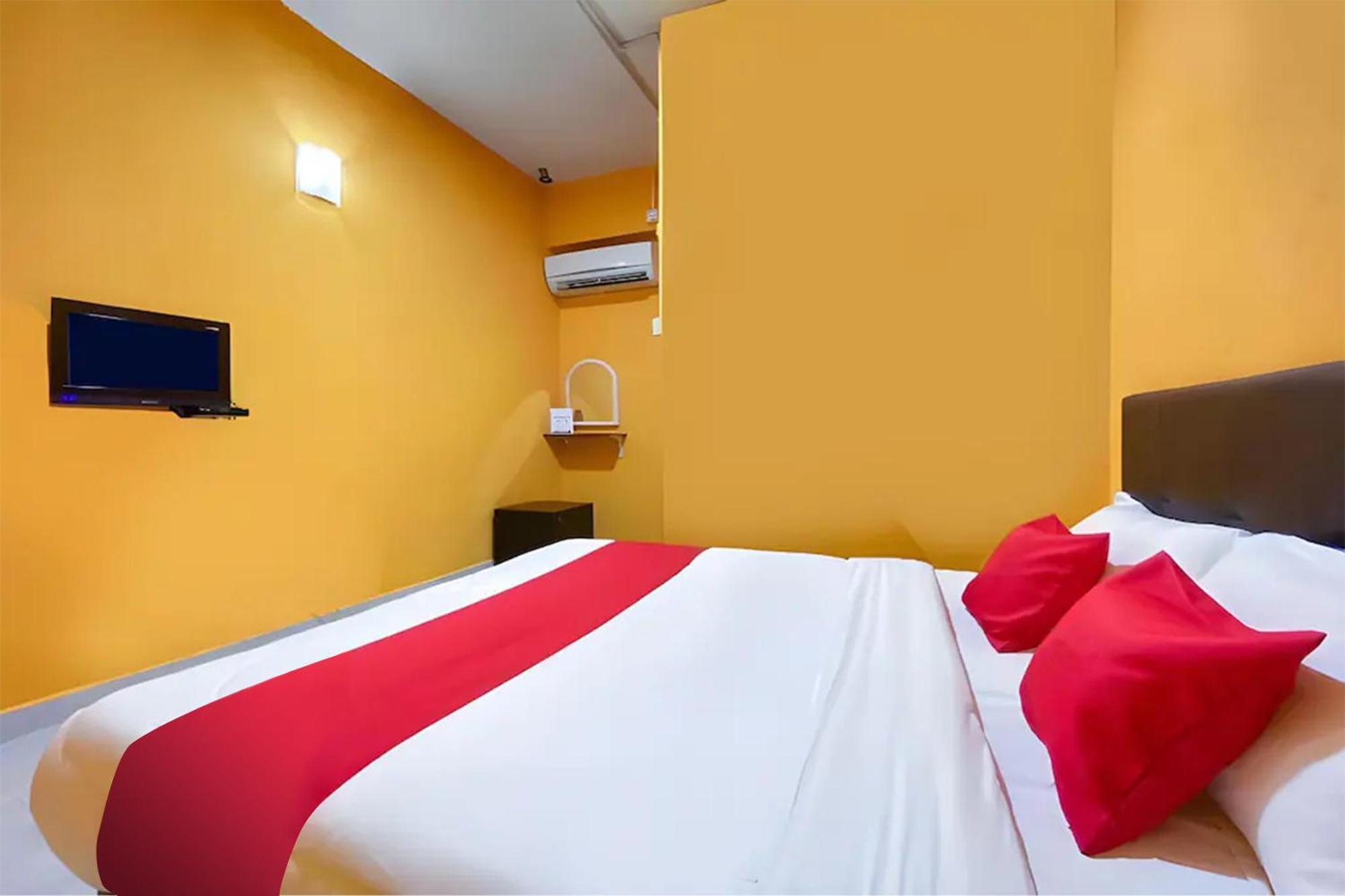 Coop Hotel Kangar Exterior foto