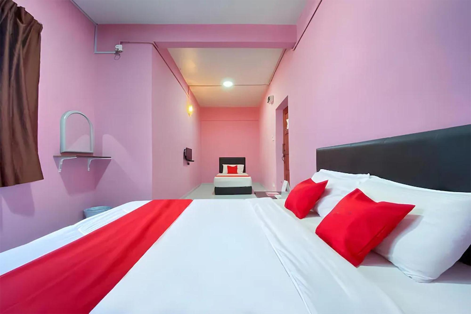 Coop Hotel Kangar Exterior foto
